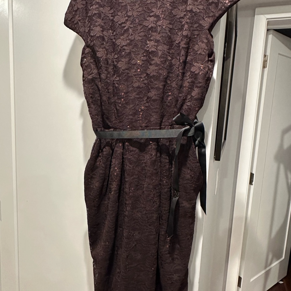 Chic Lace Midi Dress with Black Ribbon